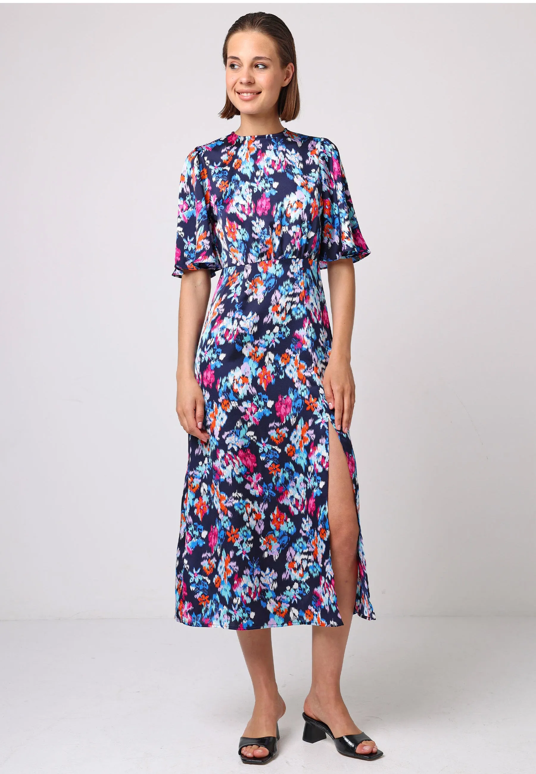 Angel Sleeves Midi Dress With Side Slit In Navy Print