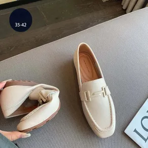 Big Size Women Loafers 2023 Spring Autumn New Designer Shoes for Women Fashion Casual Soft Sole Light Leather Shoe Ladies