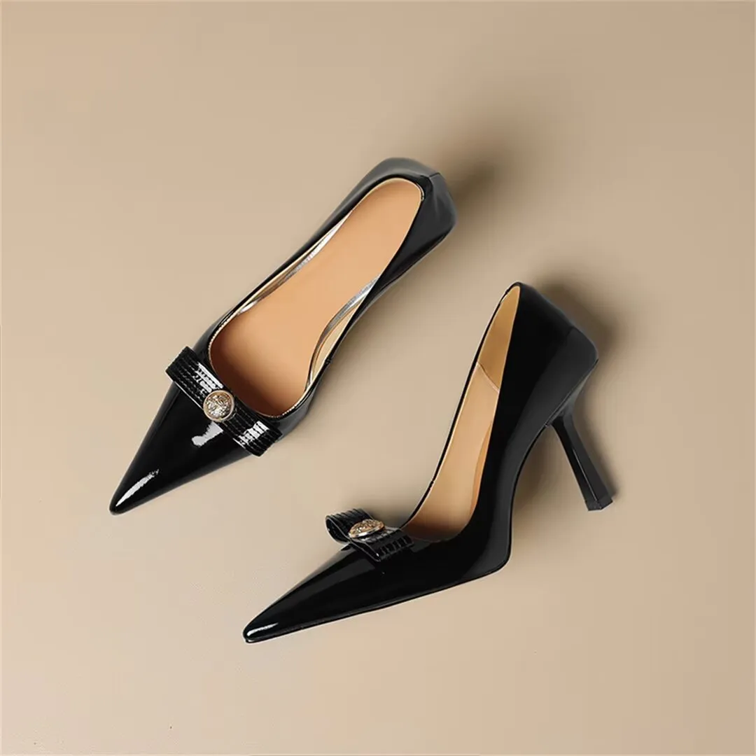 Daring Elevation Leather Pumps