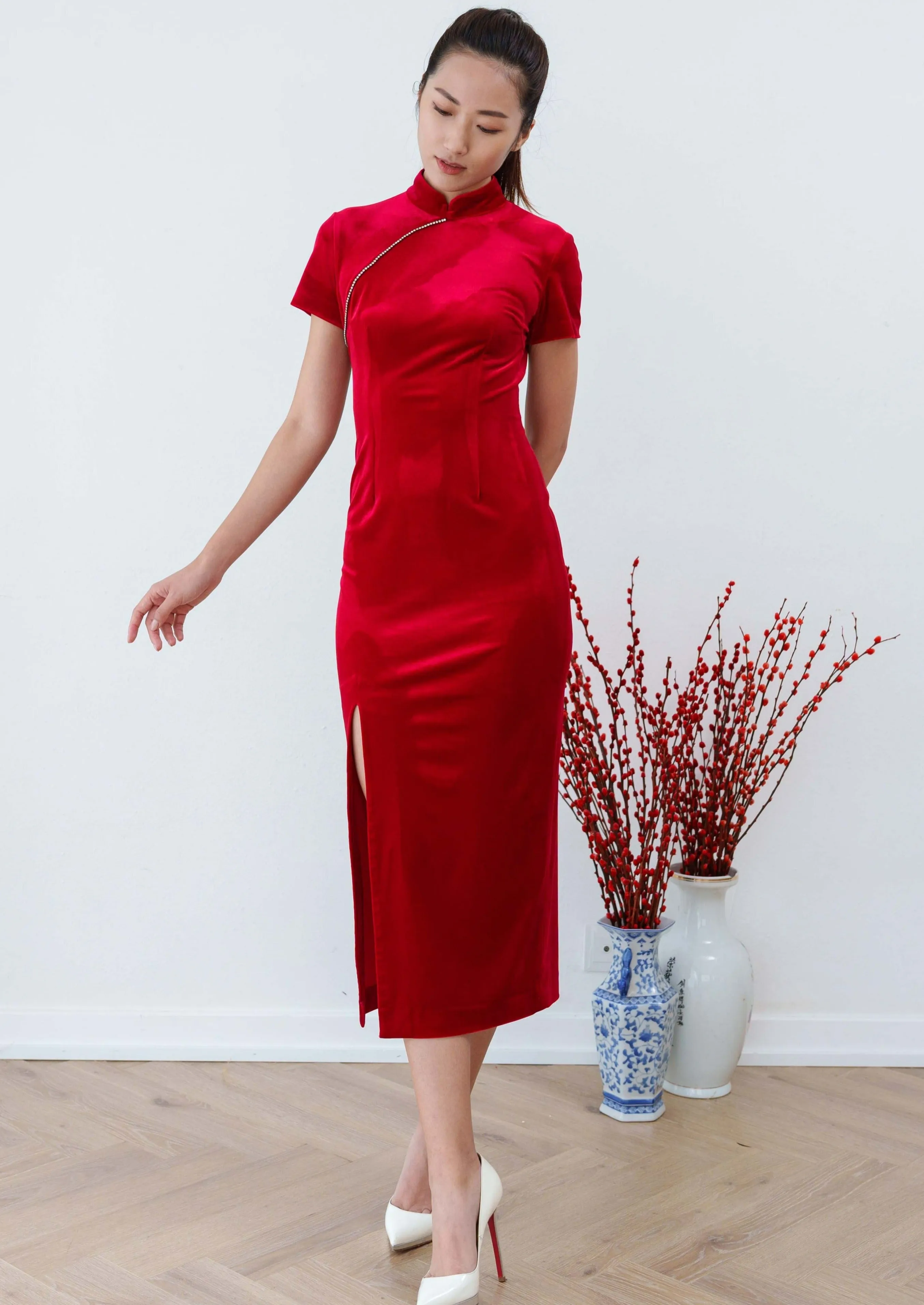 Forget Me Not Velvet Qipao Bridal Dress (Red)