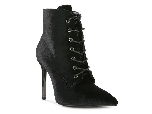 TEEK - Laced High Heeled Velvet Boots