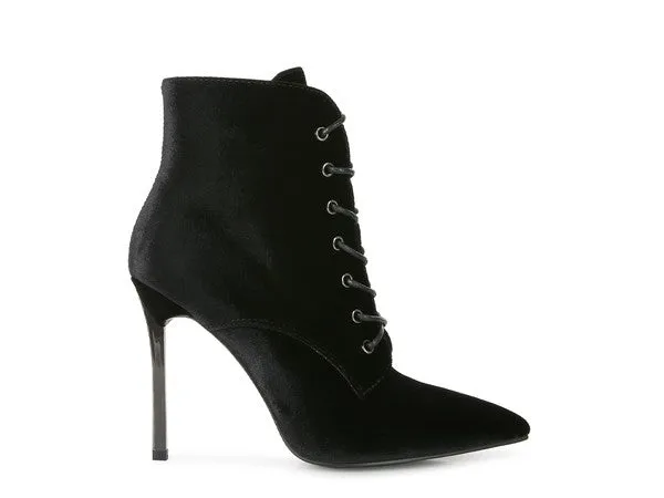 TEEK - Laced High Heeled Velvet Boots